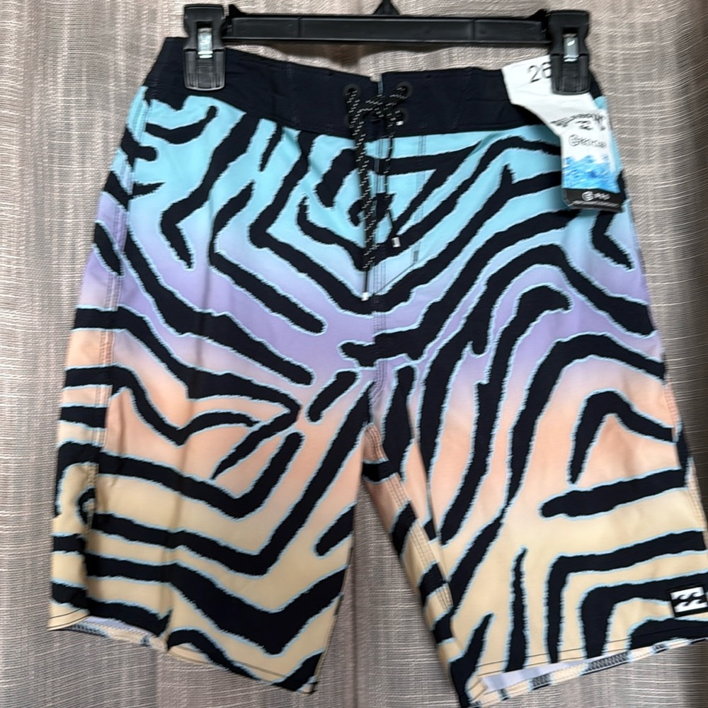 New Kid Billabong Pro Recycler Performance shorts.